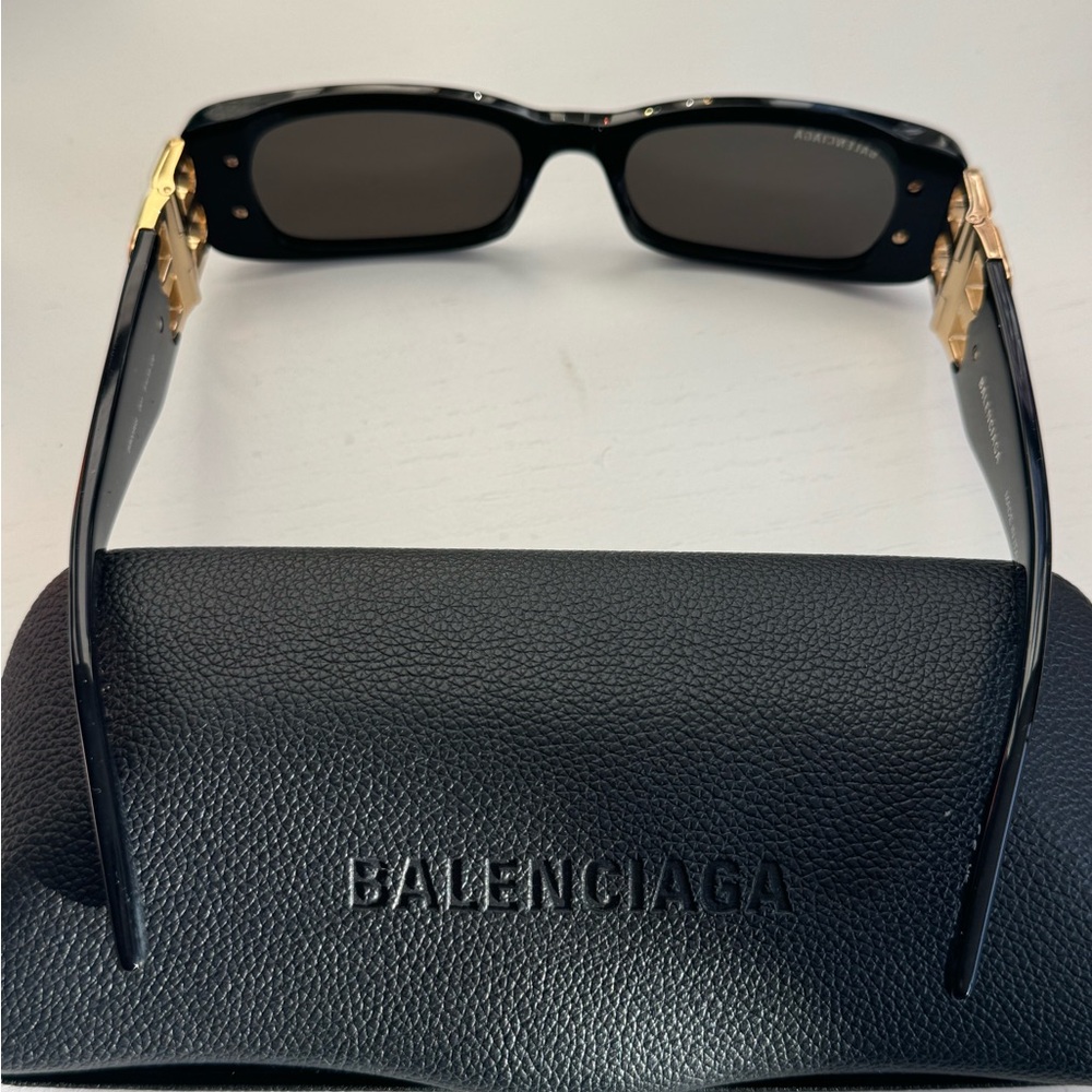 Balenciaga sunglasses - Picture 4 of 5